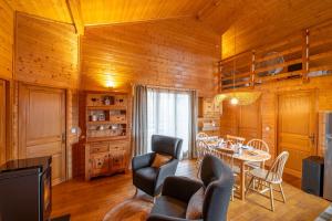 Maisons de vacances Le Petit Lynx - Chalet cocooning Haut Jura : photos des chambres