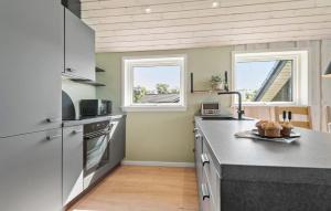 4 Bedroom Amazing Home In Hemmet