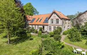 Cozy Home In Sønderborg With Kitchen - Sønderborg