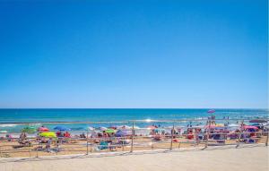 2 Bedroom Amazing Apartment In Miramar