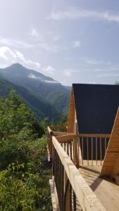 Twin Villas Komani Lake