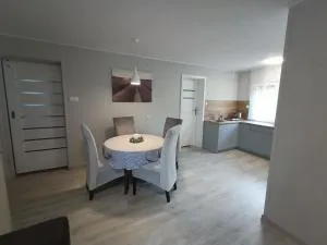 Domki Letniskowe Cztery Pory Roku - Wiekowo