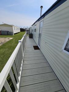 Ingoldmells - Caravan- Sleeps 8 - Seaside - Wi-Fi