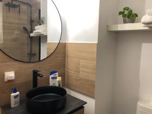 Appartements FACE A LA PLAGE Terrasse-Parking-Wifi-Draps et Serviettes : photos des chambres