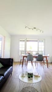 Appartements La Brise du Clos , Grand 3 pieces, Piscine & Tennis : photos des chambres