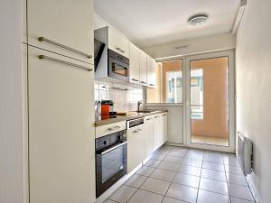 Appartements T3 Confortable a Arcachon Centre avec Loggia, Parking et Clim, a 400m de la Plage! - FR-1-433-120 : photos des chambres