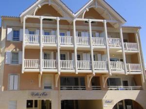 Appartements T3 Confortable a Arcachon Centre avec Loggia, Parking et Clim, a 400m de la Plage! - FR-1-433-120 : photos des chambres