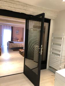 B&B / Chambres d'hotes Eyragues suite parentale : photos des chambres