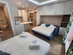 Bluemarine, studio vista Mare