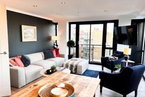 The View - Kensington