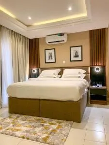 Five Homes Hotel and Apartments - Kubewa