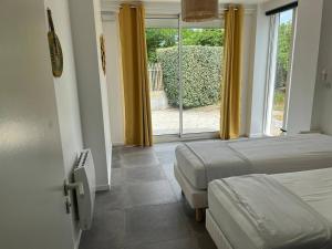 Maisons de vacances Ile d oleron Vertbois, Villa Bois Piscine et mer : photos des chambres