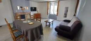 Appartement Pesmes - Velesmes