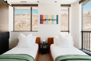 Lavish 5-Bedroom Penthouse with Four Seasons Flair