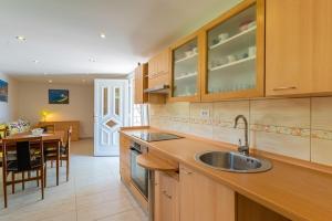 Studio apartment in Cres with Terrace, Air condition, WIFI, 5205-3 