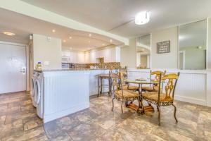 Beach House Condominiums C103 - Beachfront with Pool, WiFi, & Beach Service