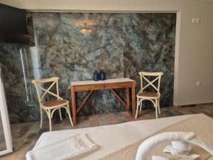 Vrachos Beach Hotel