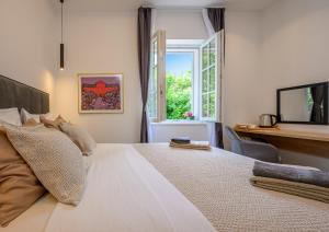 Jupiter Luxury Accommodation