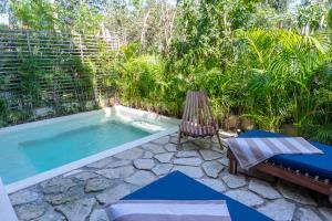 Exquisite Tulum jungle condo wprivate pool!