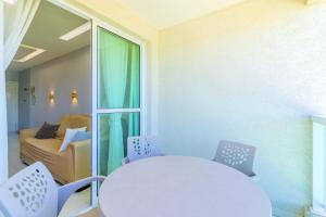 Muro Alto Clube #402 - Apartamento por Carpediem