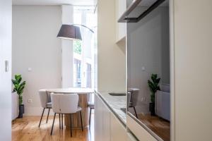 Formosa Studio with Balcony by LovelyStay