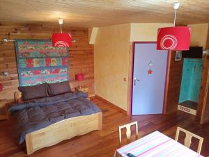 Maisons d'hotes Noyers du Soleil, Chambre d'hote avec petit dejeuner a proximite de Gap : photos des chambres