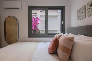 Phaedrus Living Skiathos Luxury Residences Lime