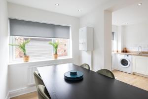 Host & Stay - Milbanke House