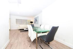 Modern Apartments near Lincoln Rd Mall