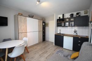 studio pour 4 vue marina