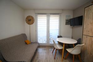 studio pour 4 vue marina