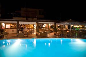 Oasis Beach Hotel Agistri Greece