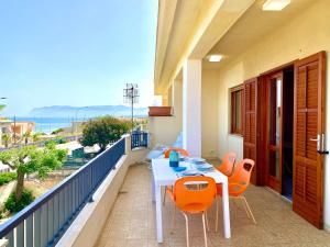 Brezza Marina Apartment, 50 mt dalla spiaggia