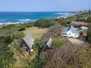 Umzumbe Surf House - Hibberdene