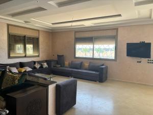 Charmante villa avec piscine DAR LUD