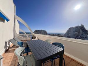Grand Studio Climatisé avec Parking Privé à La Grande Motte - FR-1-716-60