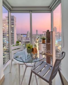 Luxury Sea View Duplex in the Heart of the City