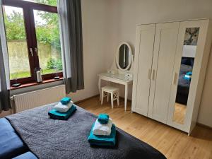 95qm Erdgeschosswohnung im Villenviertel vollausgestattet mit Kamin, Balkon und Garten - WLAN gratis