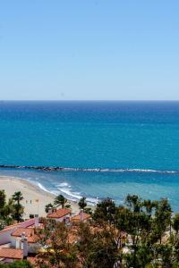 Hermoso estudio vistas al mar