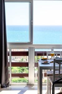 Hermoso estudio vistas al mar