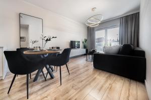 Wyspa Uznam Marina Jachtowa