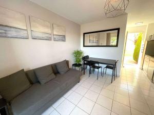 BARCARESA-Villa cosy en bord de mer, idéalement située