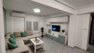 Sea view apartment, first line on the beach, Remote work