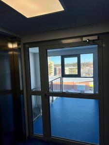 Moderni yksiö lähellä keskustaa Modern studio near city center