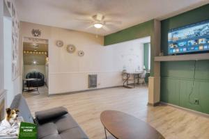 Artistic Retreat, 1br1ba, Ideal Workspace,garden