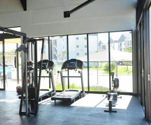 Contemporary Home @ BellaMare