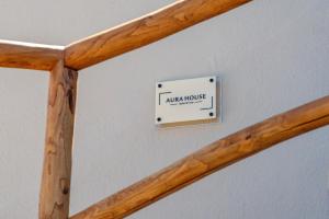 Quiet & Cozy, Aura House