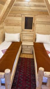 Koljensic house and bungalows