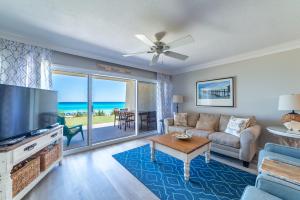 Beach House Condominiums D102 - Beachfront with Pool, WiFi, & Beach Service