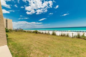 Beach House Condominiums D102 - Beachfront with Pool, WiFi, & Beach Service